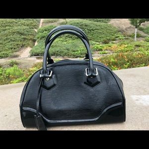 LOUIS VUITTON Black Leather Tote, lock & key.